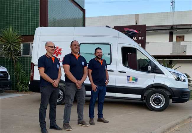 Prefeitura de Santana do Paraíso recebe duas novas ambulâncias para reforçar frota da saúde