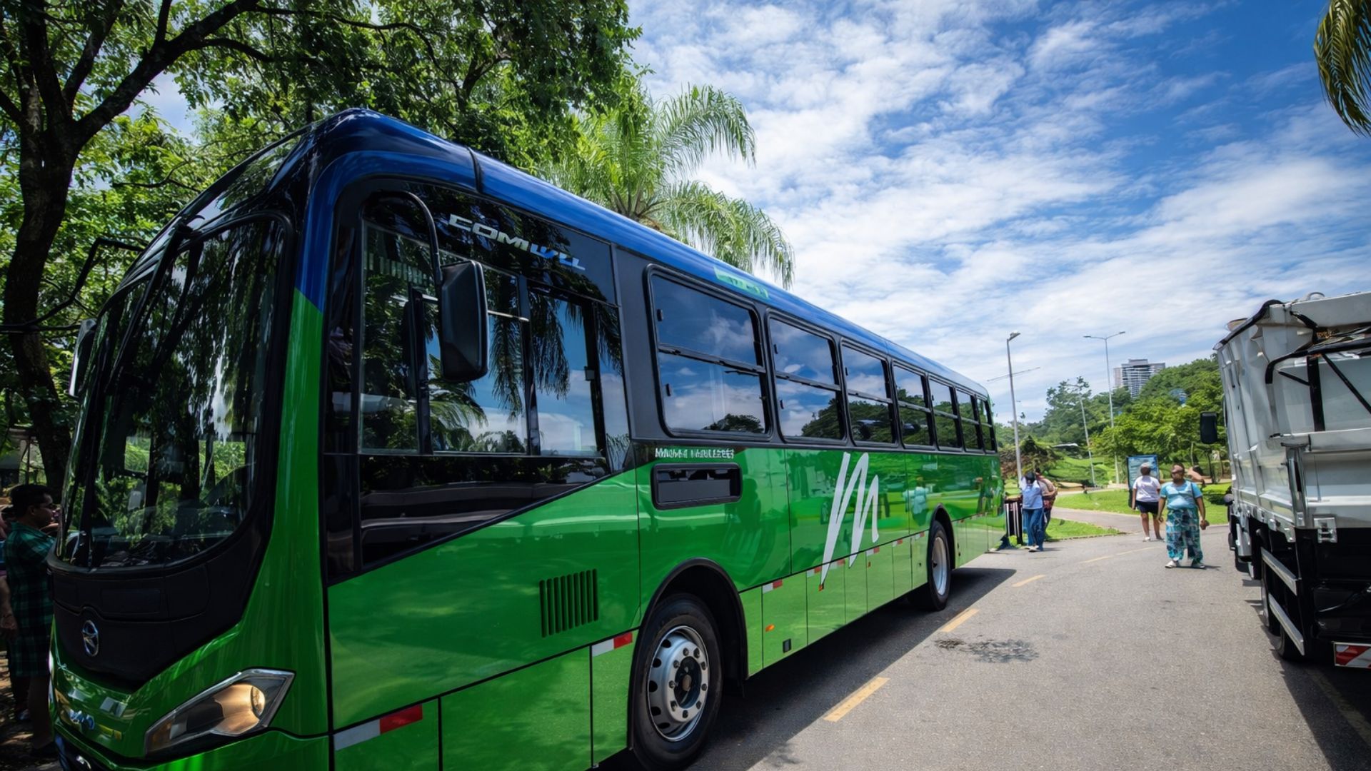 Ipatinga lança programa de mobilidade urbana e recebe primeiro de 88 novos ônibus