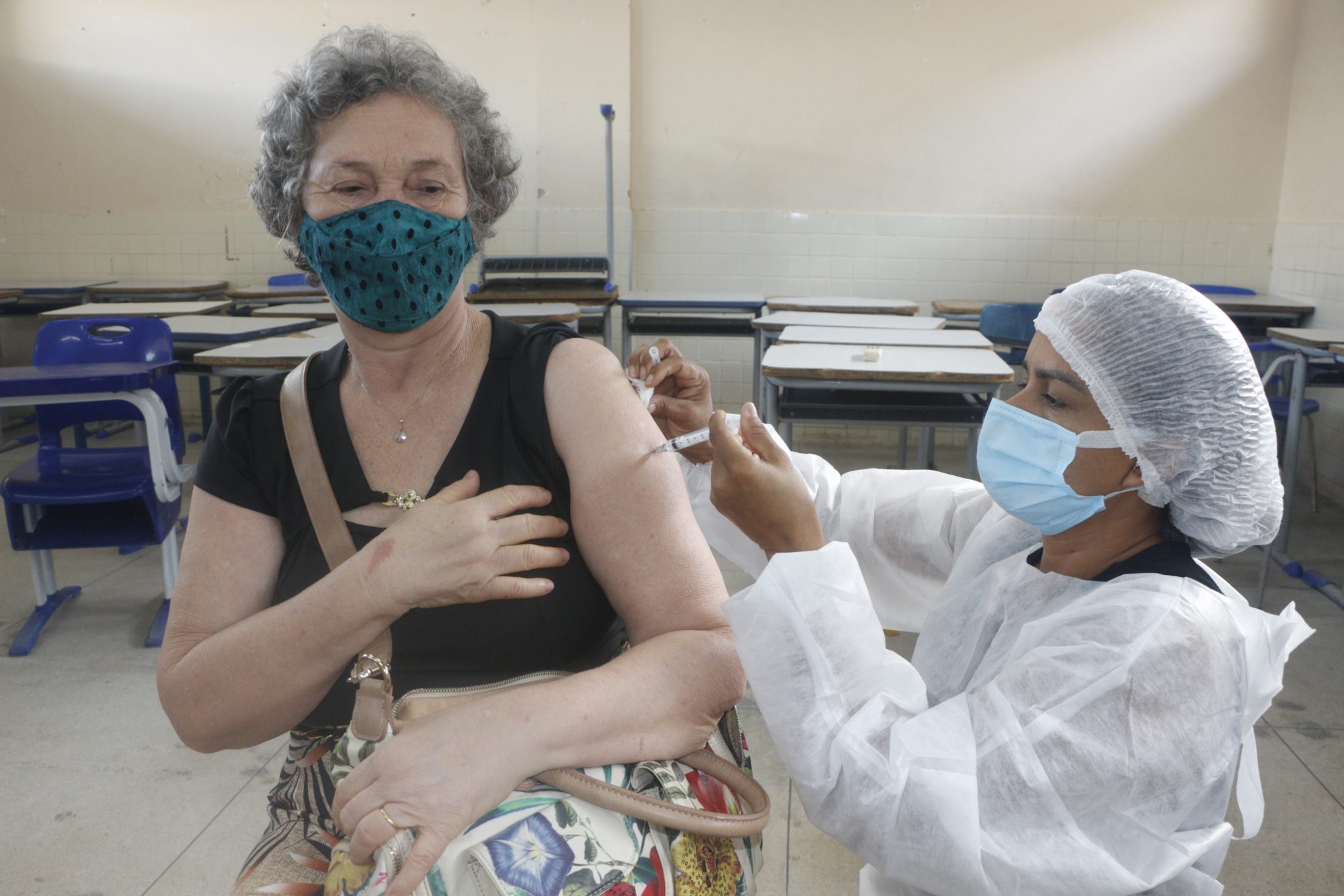 Ipatinga amplia doses anti-Covid para pessoas acima de 60 anos