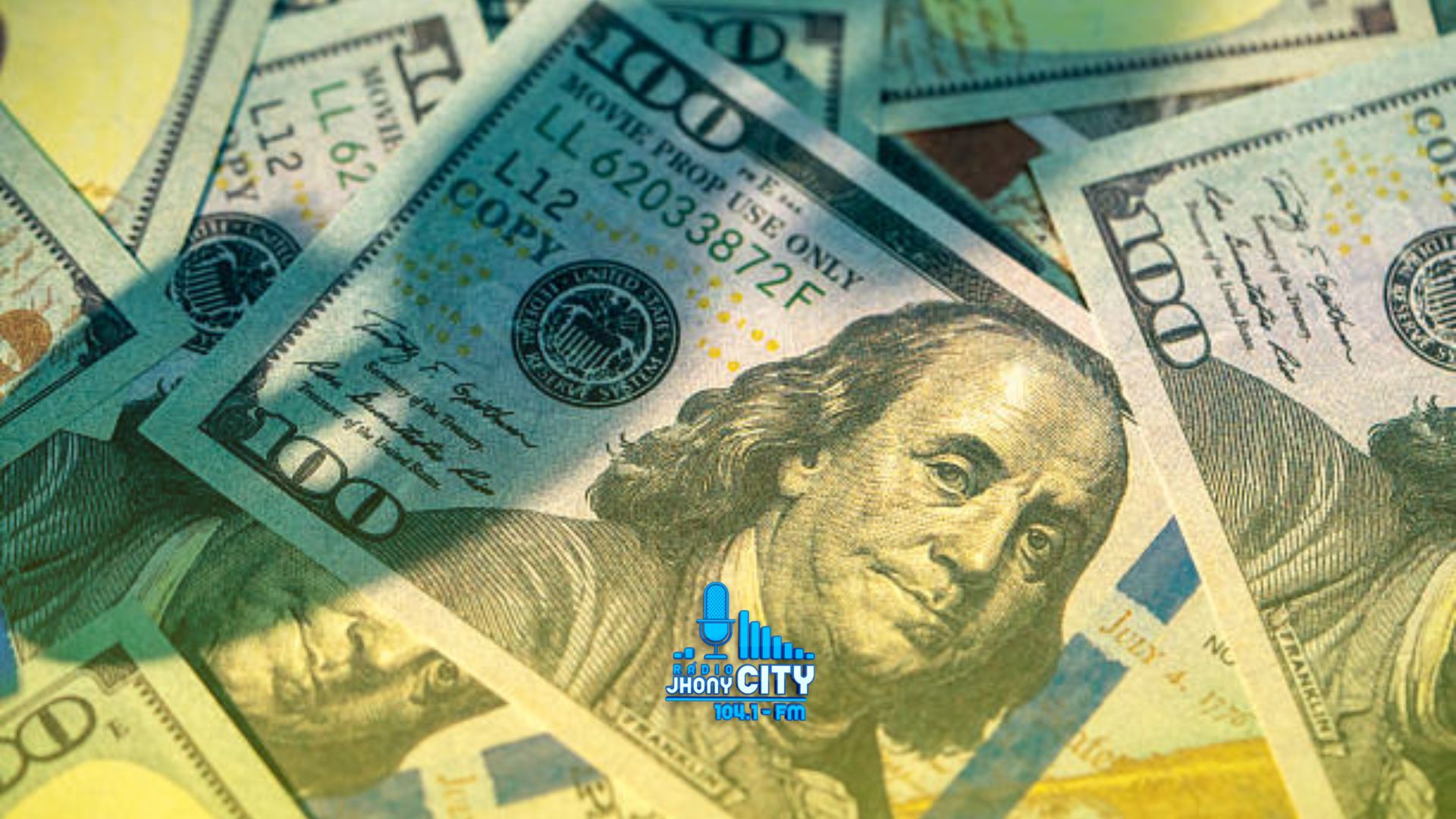 Dólar atinge menor valor em quase dois anos e Bolsa brasileira bate novo recorde histórico