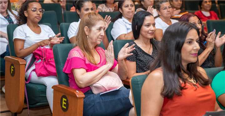 Prefeitura de Ipatinga promove seminário voltado para servidoras do município